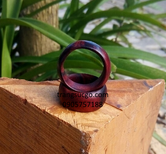 Nhẫn nam / nữ gỗ sưa đỏ