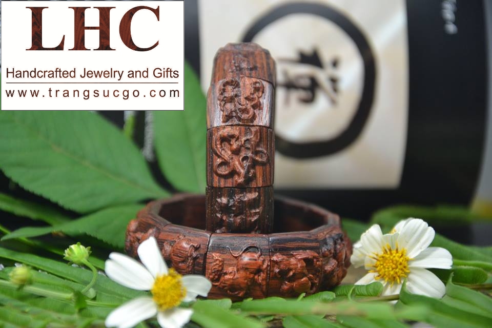 Vòng Tay Phong Thủy 12 Con Giáp Gỗ Sưa Đỏ - Feng Shui Bracelet 12 Animal Asian Zodiac