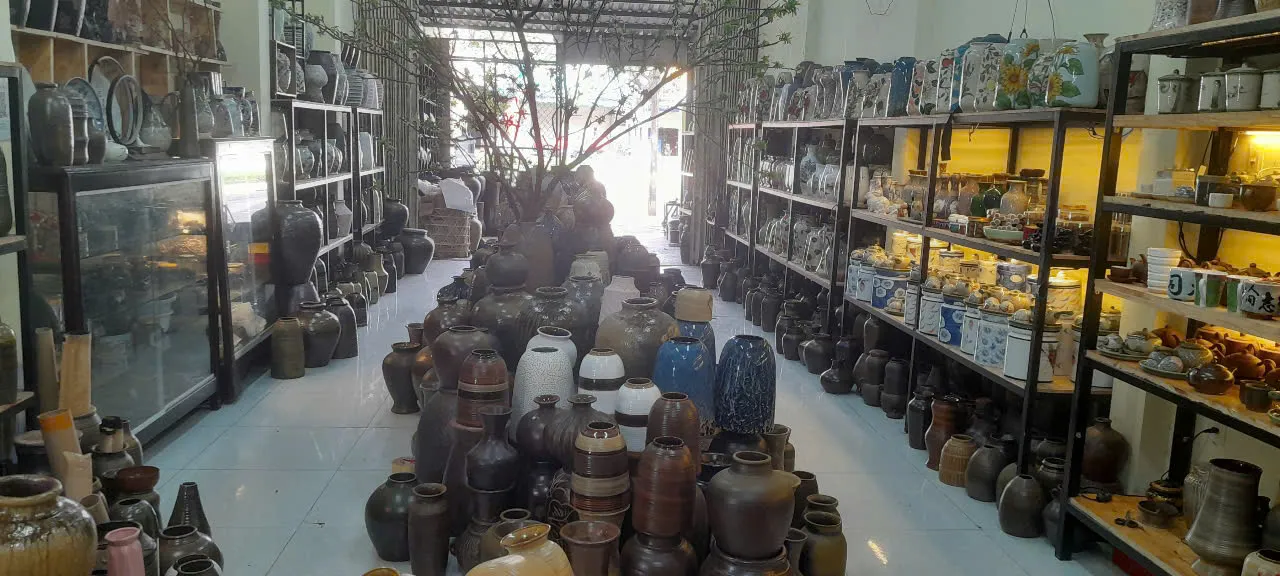 Bình Cắm Hoa Gốm Sứ LHC Đà Nẵng: Nét Tinh Tế Cho Không Gian Sống